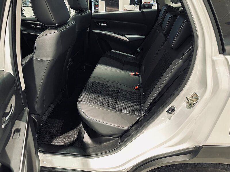 Begagnad Suzuki SX4 S-Cross 116 HK (85 kW) 2022 Vit SUV