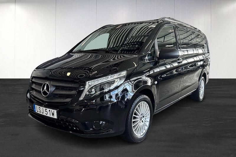 Svart Begagnad 2019 Mercedes Vito Edition 1 Minibuss | 269 000 kr (Marknadspris) - Bild 1/4