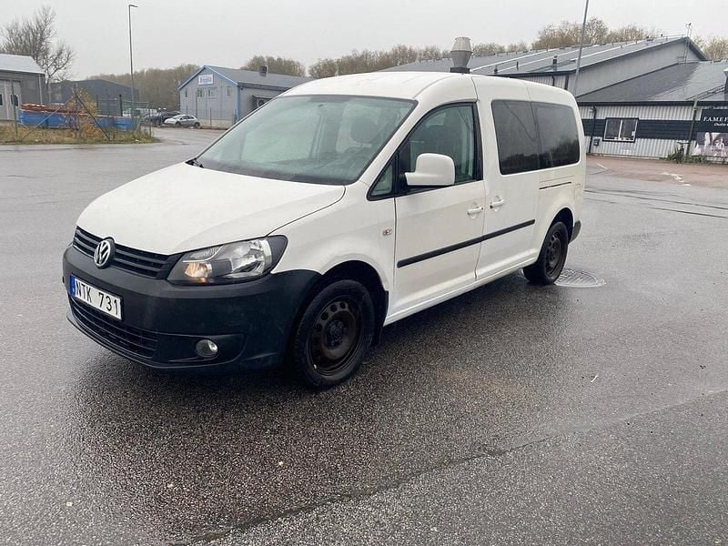 Vit Begagnad 2011 VW Caddy Maxi Minibuss | 59 900 kr (Marknadspris) - Bild 1/4