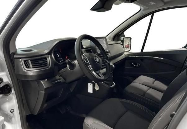 Begagnad Renault Trafic 2024 Vit Minibuss