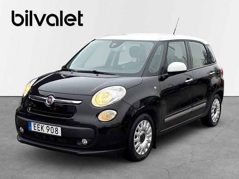 Svart Begagnad 2015 Fiat 500L Pop Star Minibuss | 84 500 kr - Bild 1/4