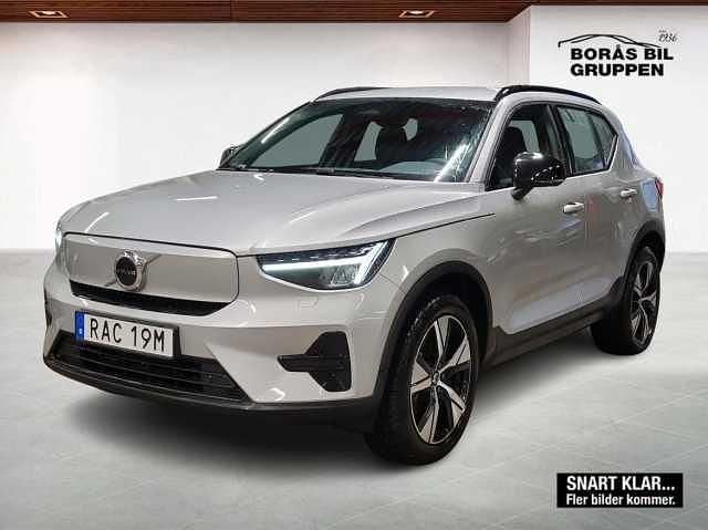 Silver Begagnad 2023 Volvo XC40 Core SUV | 325 000 kr - Bild 1/2