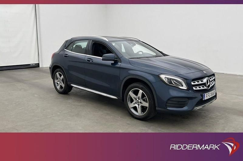 Blå Begagnad 2019 Mercedes GLA180 AMG line SUV | 269 900 kr - Bild 1/3