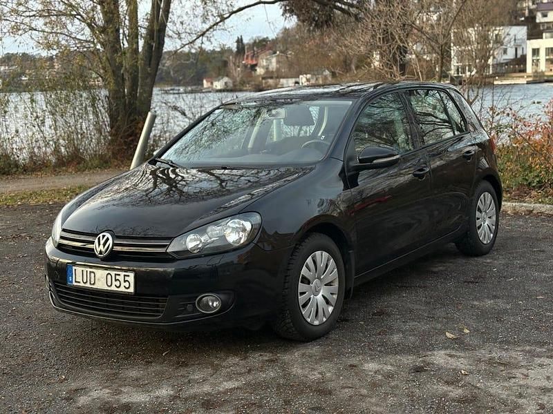 Begagnad 2012 VW Golf VII Halvkombi | 56 000 kr (Marknadspris) - Bild 1/4