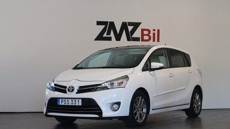 Vit Begagnad 2014 Toyota Verso Executive Minibuss | 109 900 kr (Dyr) - Bild 1/4