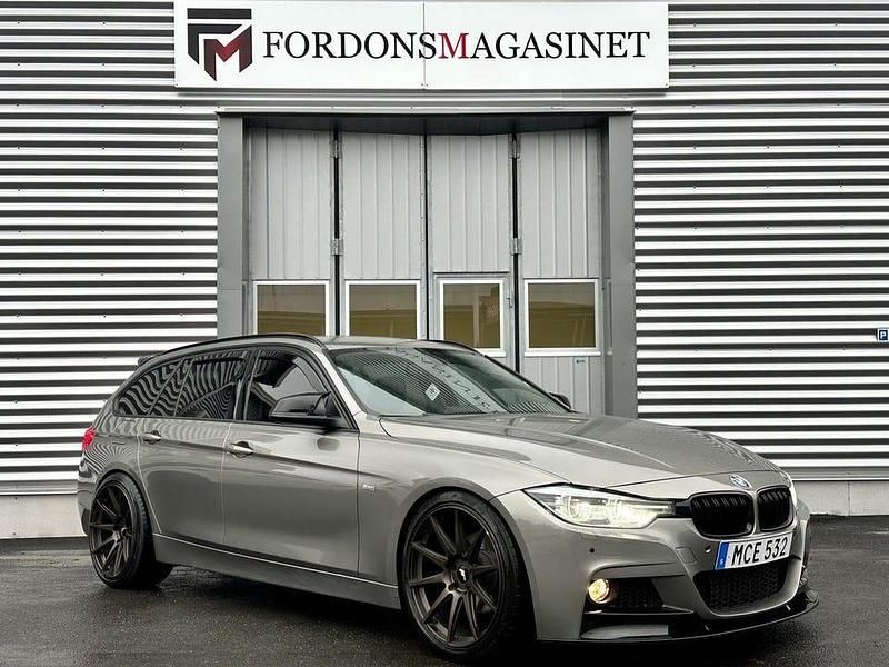 Silver Begagnad 2015 BMW 320 Kombi | 154 800 kr - Bild 1/4
