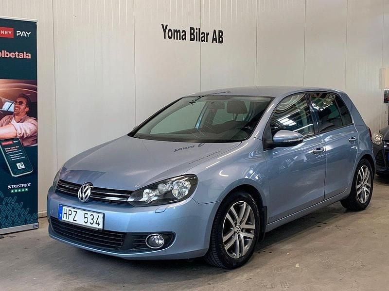 Ljusblå (blå) Begagnad 2011 VW Golf VI Halvkombi | 49 900 kr (Bra pris) - Bild 1/4