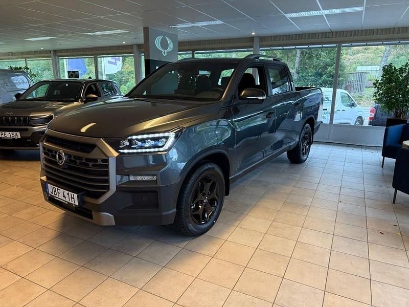 Begagnad Ssangyong (KGM) Musso 203 HK (149 kW) 2024 Marble grey Pickup