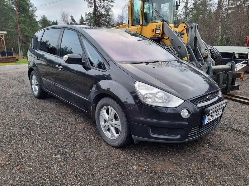 Svart Begagnad 2009 Ford S-MAX S Minibuss | 21 000 kr (Superpris) - Bild 1/4