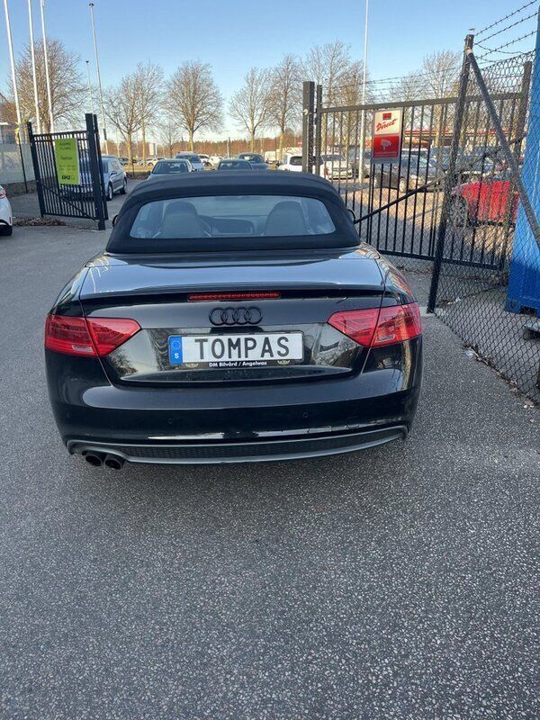 Svart Begagnad 2015 Audi A5 Cabriolet Sport Cab | 165 000 kr - Bild 1/4