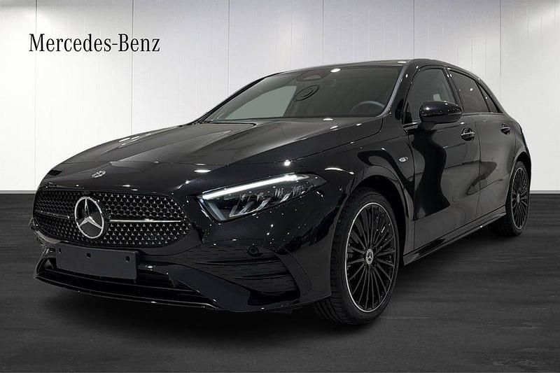 Svart Ny 2025 Mercedes E250 Edition Kombi | 493 800 kr - Bild 1/4
