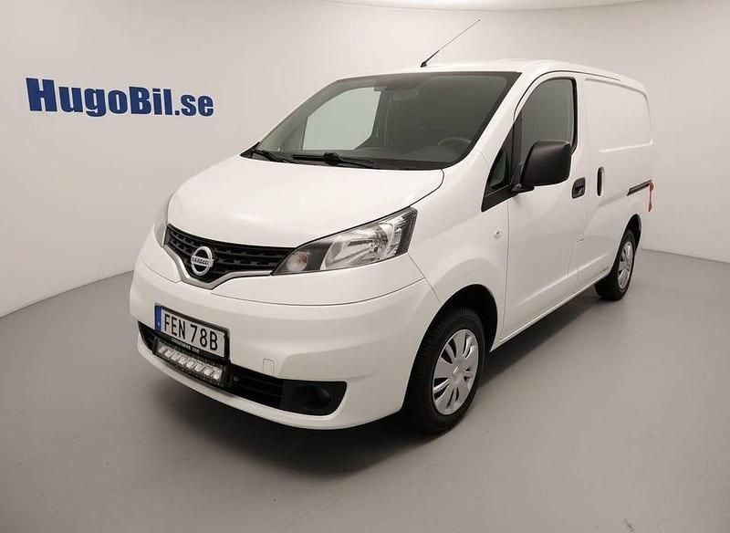 Vit Begagnad 2020 Nissan NV200 Van | 124 375 kr (Dyr) - Bild 1/4