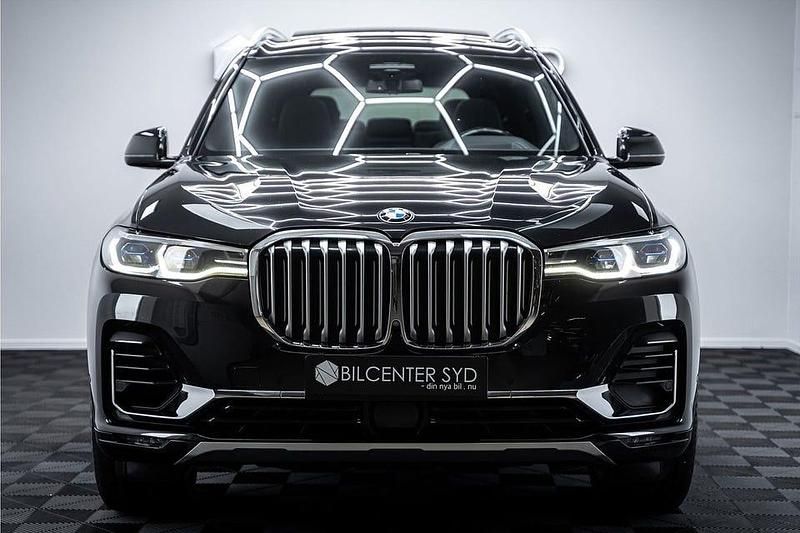 Begagnad BMW X7 Sport Line 340 HK (250 kW) 2021 Svart SUV