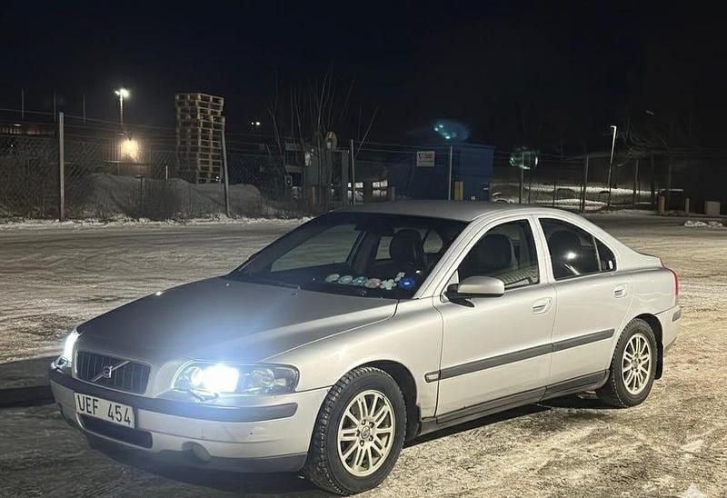 Begagnad Volvo S60 163 HK (119 kW) 2004 Sedan