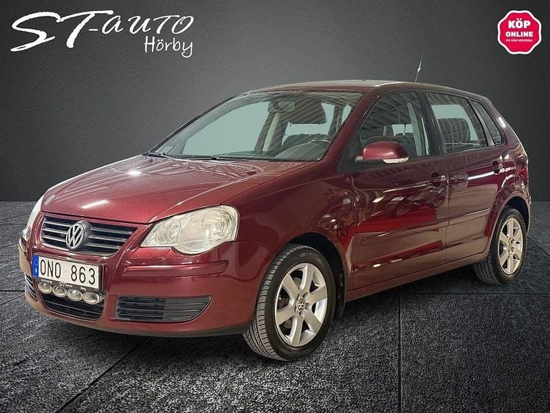 Röd Begagnad 2007 VW Polo Comfortline Halvkombi | 44 900 kr (Dyr) - Bild 1/4