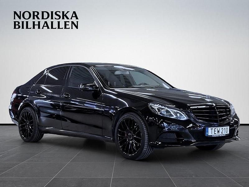 Svart Begagnad 2014 Mercedes E220 Sedan | 139 795 kr (Bra pris) - Bild 1/4