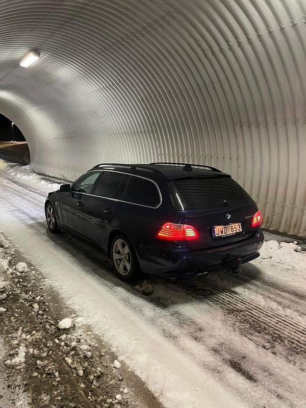 Begagnad BMW 525 197 HK (144 kW) 2009 Kombi