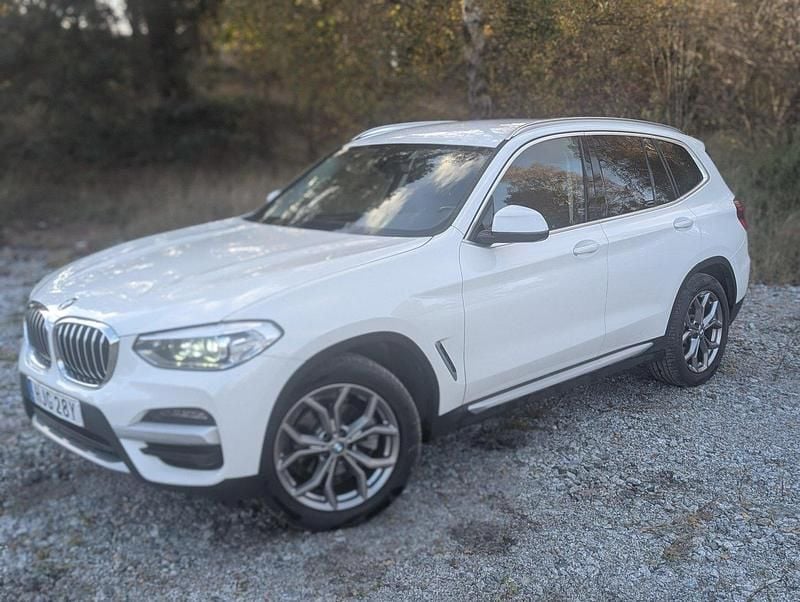Vit Begagnad 2020 BMW X3 SUV | 295 000 kr (Bra pris) - Bild 1/4