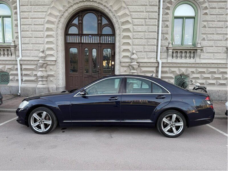 Blå Begagnad 2006 Mercedes S350 Sedan | 139 000 kr (Lite dyr) - Bild 1/4