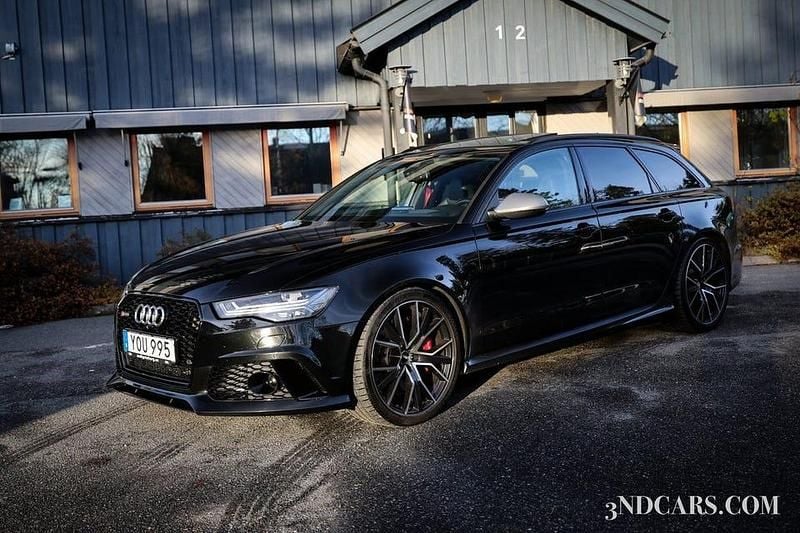 Svart Begagnad 2017 Audi RS6 Performance Kombi | 629 900 kr (Superpris) - Bild 1/4
