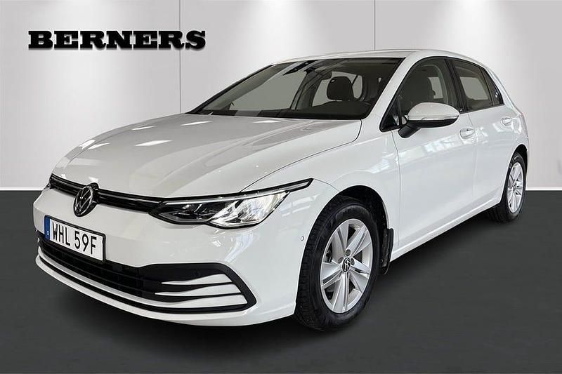 Begagnad VW Golf VIII 112 HK (82 kW) 2022 Vit