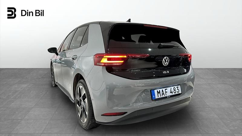 Begagnad VW ID.3 Pro Performance 150 kW (204 HK) 2022 Moonstone grey black Halvkombi