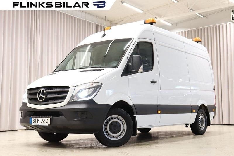 Vit Begagnad 2018 Mercedes Sprinter Van | 299 900 kr - Bild 1/4