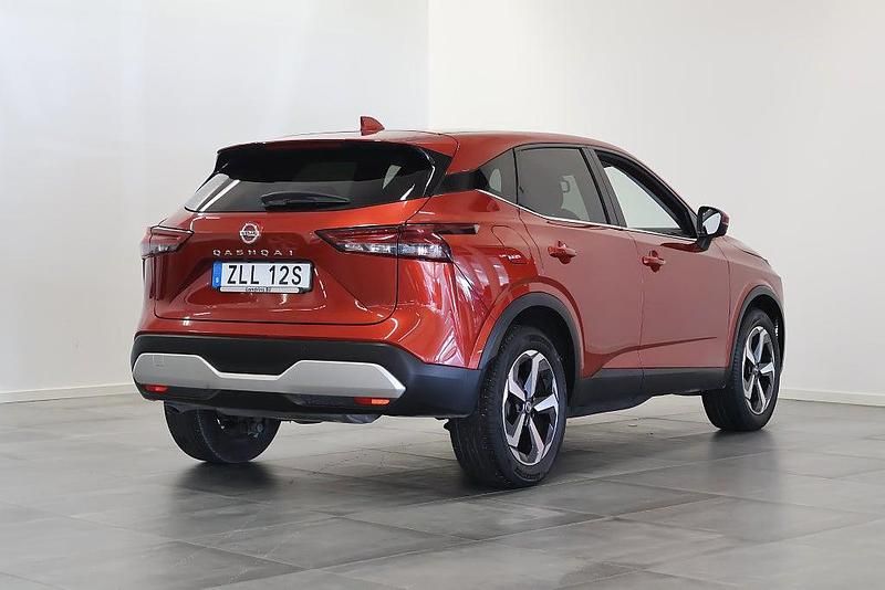Begagnad Nissan Qashqai N-Connecta 158 HK (116 kW) 2021 Röd SUV