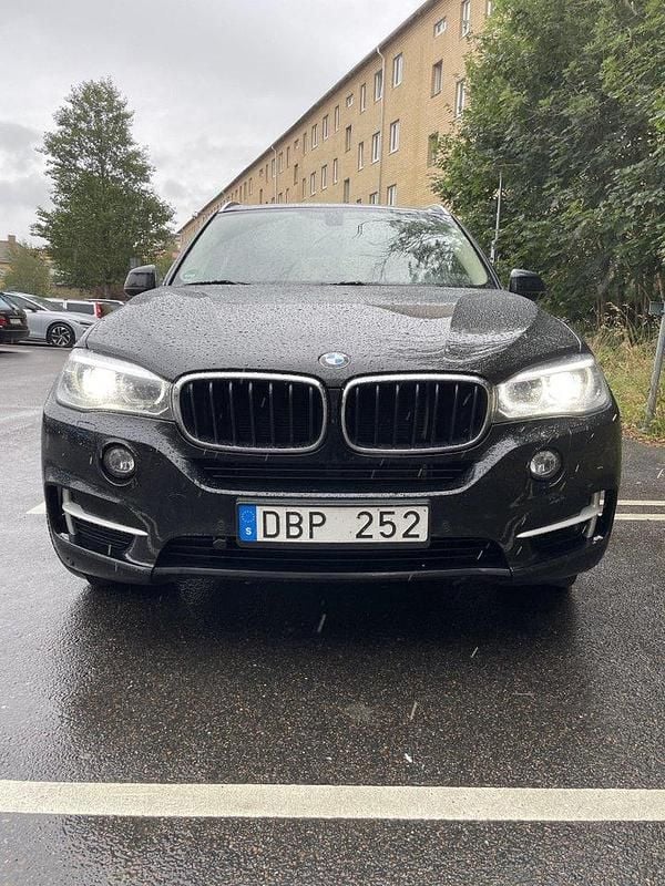Svart Begagnad 2014 BMW X5 SUV | 235 000 kr (Superpris) - Bild 1/4