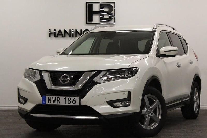 Vit Begagnad 2017 Nissan X-Trail SUV | 179 900 kr (Marknadspris) - Bild 1/4