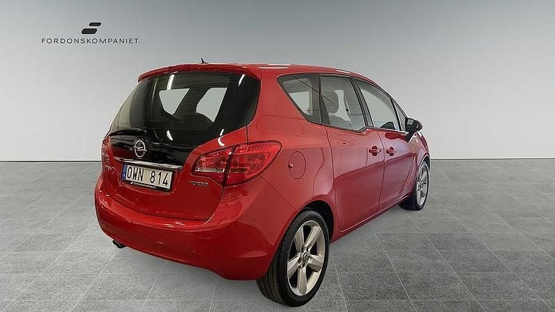 Begagnad Opel Meriva Enjoy 140 HK (102 kW) 2010 Röd Minibuss