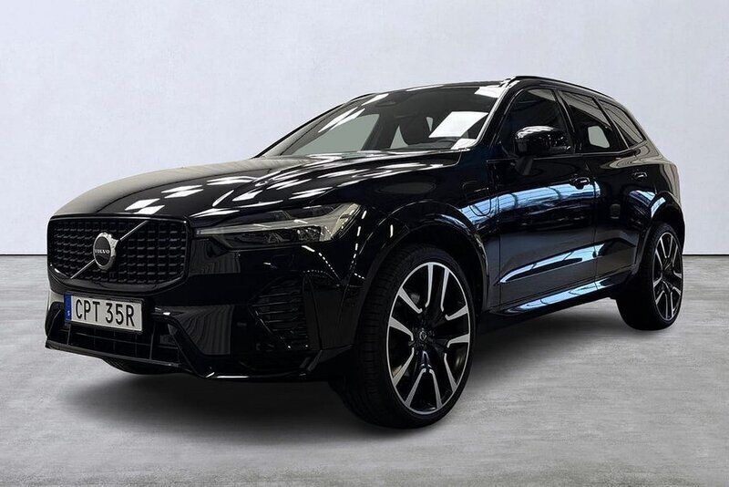 Svart Begagnad 2021 Volvo XC60 R-Design SUV | 459 000 kr (Marknadspris) - Bild 1/4