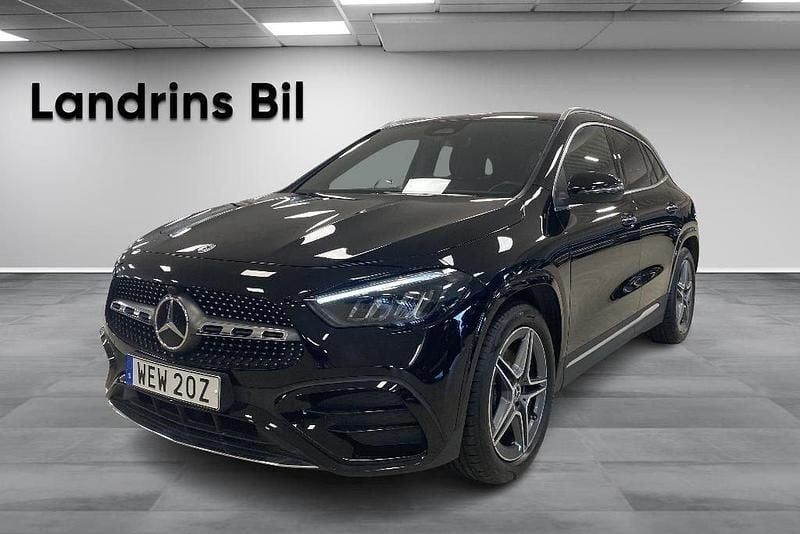 Svart Begagnad 2023 Mercedes GLA200 AMG SUV | 419 000 kr (Marknadspris) - Bild 1/4