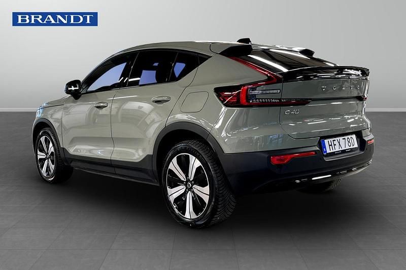 Begagnad Volvo C40 Single Motor 169 kW (231 HK) 2023 Grön SUV