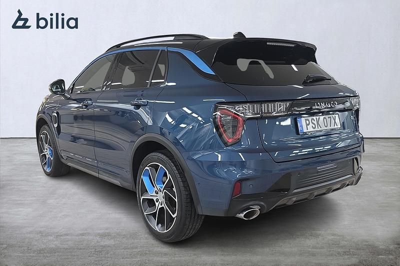 Begagnad Lynk & Co 01 264 HK (194 kW) 2023 Blå SUV