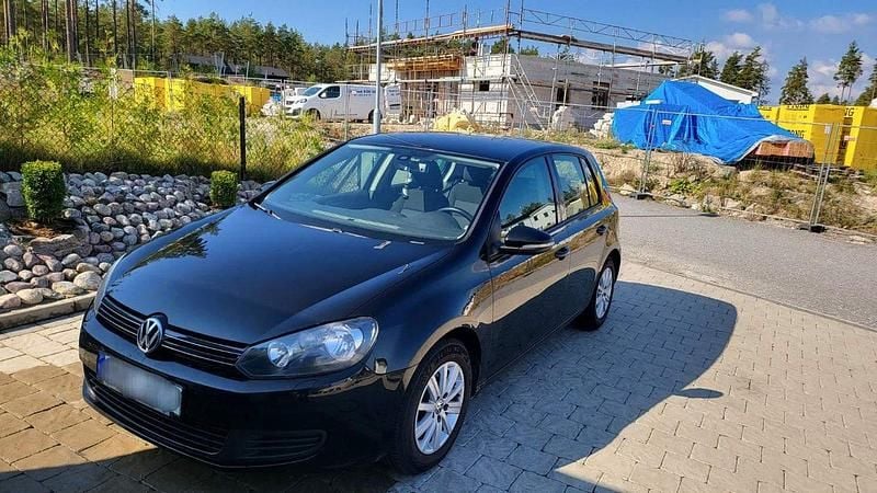 Svart Begagnad 2012 VW Golf VII Halvkombi | 65 000 kr (Bra pris) - Bild 1/4