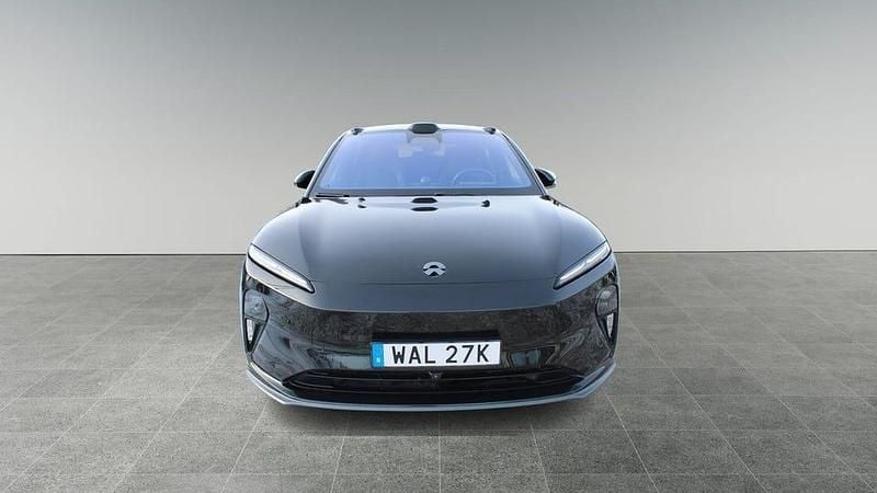Begagnad Nio ET5 360 kW (490 HK) 2023 Svart