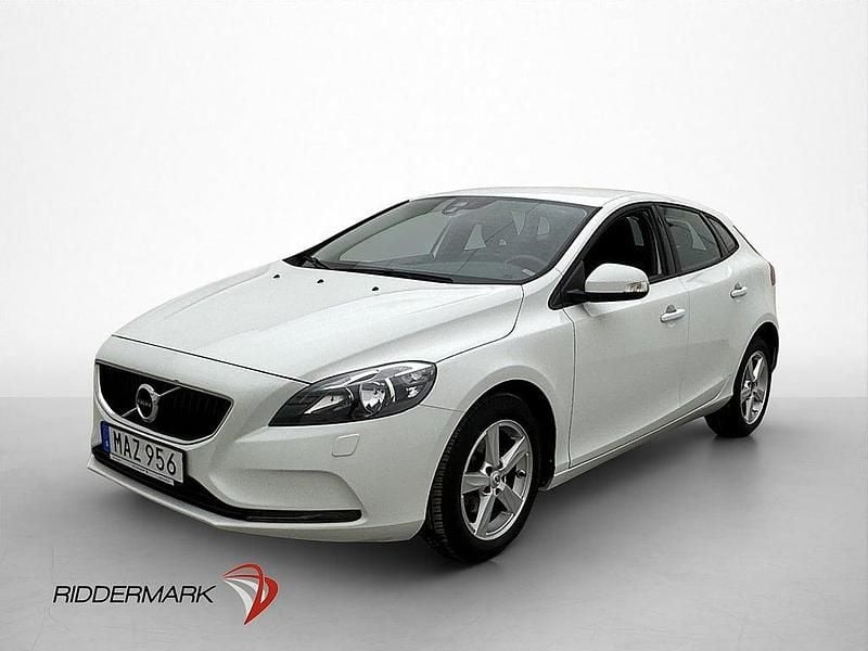 Begagnad Volvo V40 Kinetic 120 HK (88 kW) 2016 Vit Halvkombi