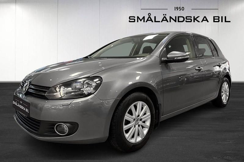 Grå Begagnad 2010 VW Golf VI Halvkombi | 65 000 kr (Marknadspris) - Bild 1/4