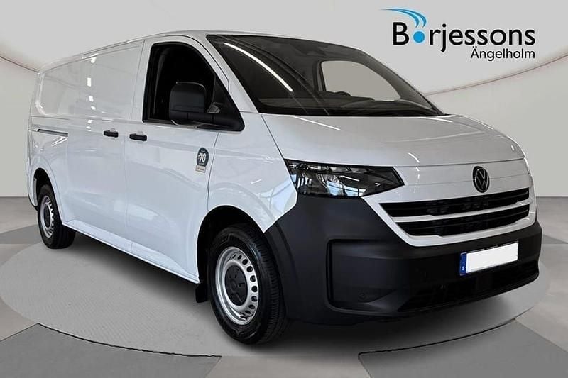 Vit Ny 2025 VW Transporter Van | 489 875 kr (Superpris) - Bild 1/4