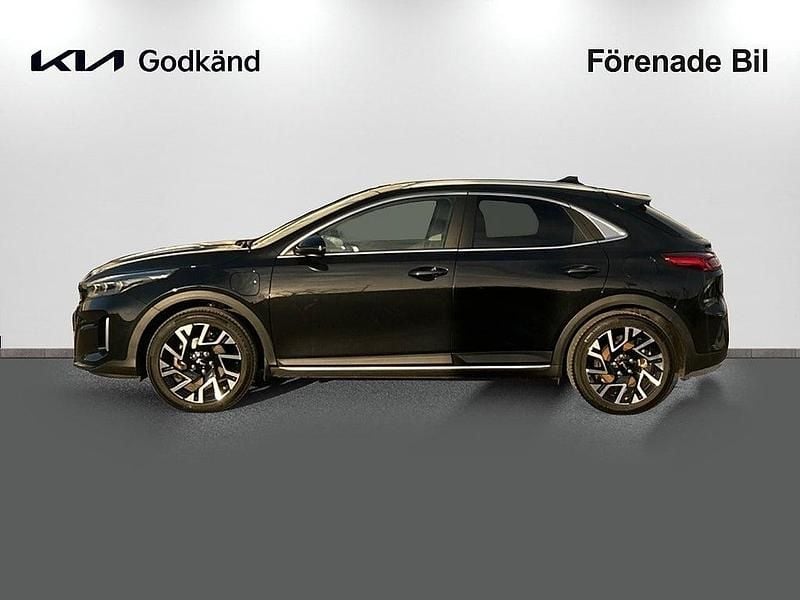 Begagnad Kia XCeed Advance 141 HK (103 kW) 2022 Pearl black SUV