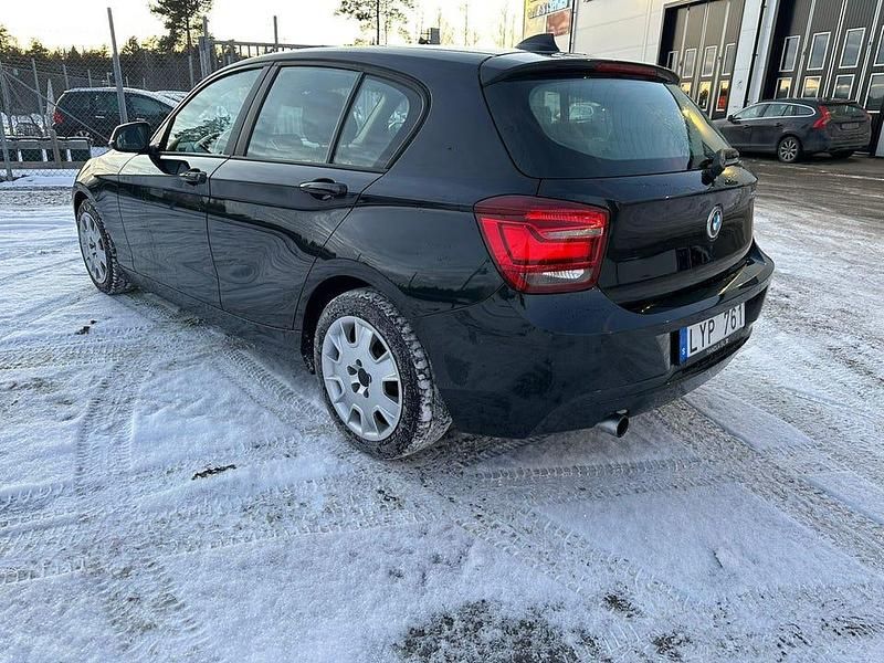Begagnad BMW 116 136 HK (100 kW) 2012 Halvkombi