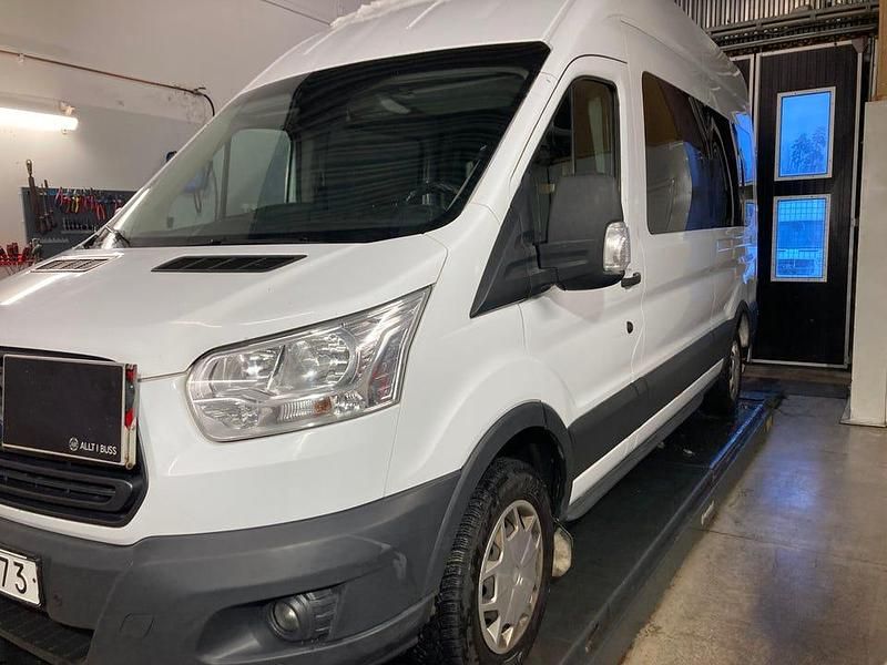 Begagnad 2018 Ford Transit Kombi | 155 000 kr - Bild 1/4