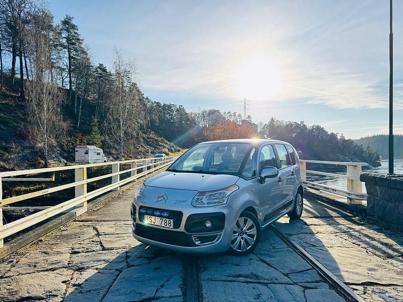 Silver Begagnad 2009 Citroën C3 Picasso Minibuss | 29 900 kr (Bra pris) - Bild 1/4
