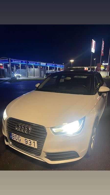 Begagnad 2013 Audi A1 Sportback Halvkombi | 72 000 kr (Marknadspris) - Bild 1/4