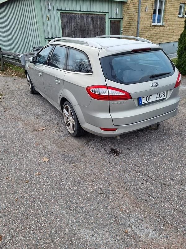 Begagnad 2010 Ford Mondeo Kombi | 25 000 kr (Superpris) - Bild 1/4
