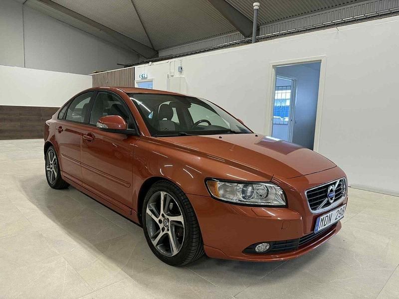 Röd Begagnad 2012 Volvo S40 Standard Sedan | 59 900 kr - Bild 1/4