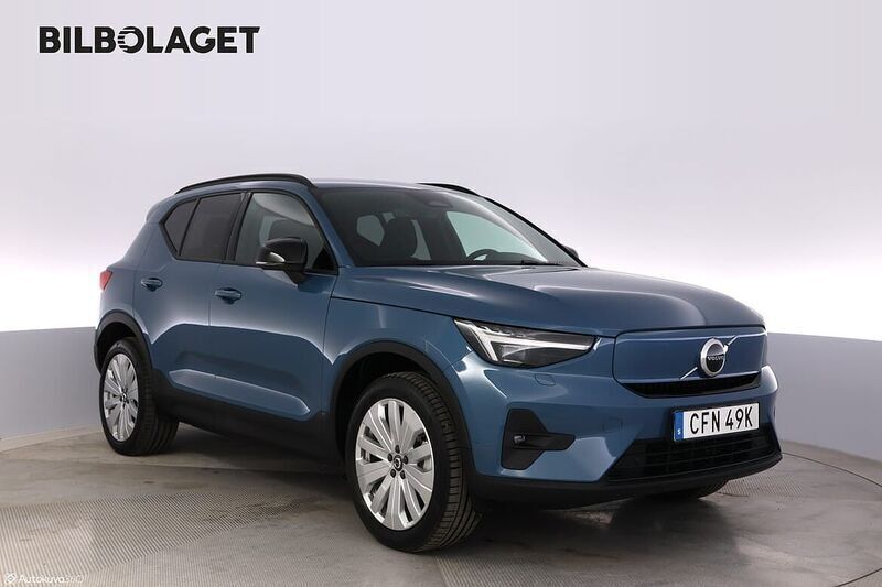 Blå Begagnad 2024 Volvo EX40 Single Motor Extended Range SUV | 479 800 kr - Bild 1/4