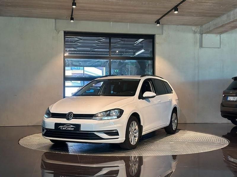 Begagnad VW Golf VII 116 HK (85 kW) 2017 Vit Kombi