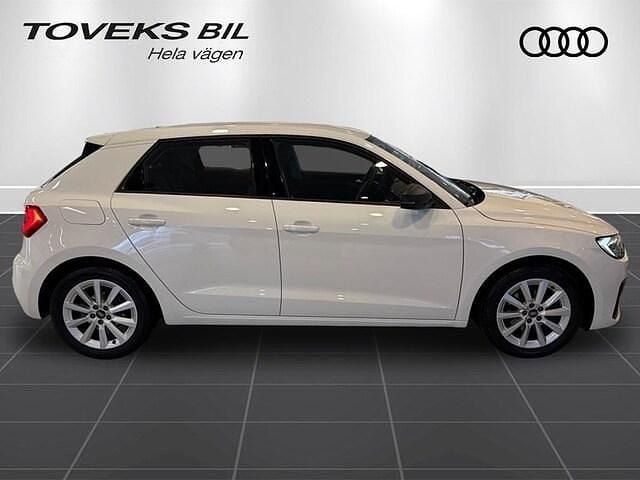 Begagnad Audi A1 Sportback Proline 110 HK (80 kW) 2022 Vit (cortinavit) Halvkombi